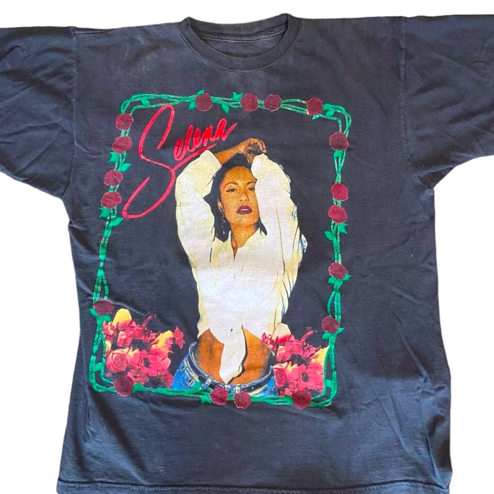 SUPER RARE Vintage Selena Collector Rap Tee 1995/96 Lovely images. Large. RARE!
